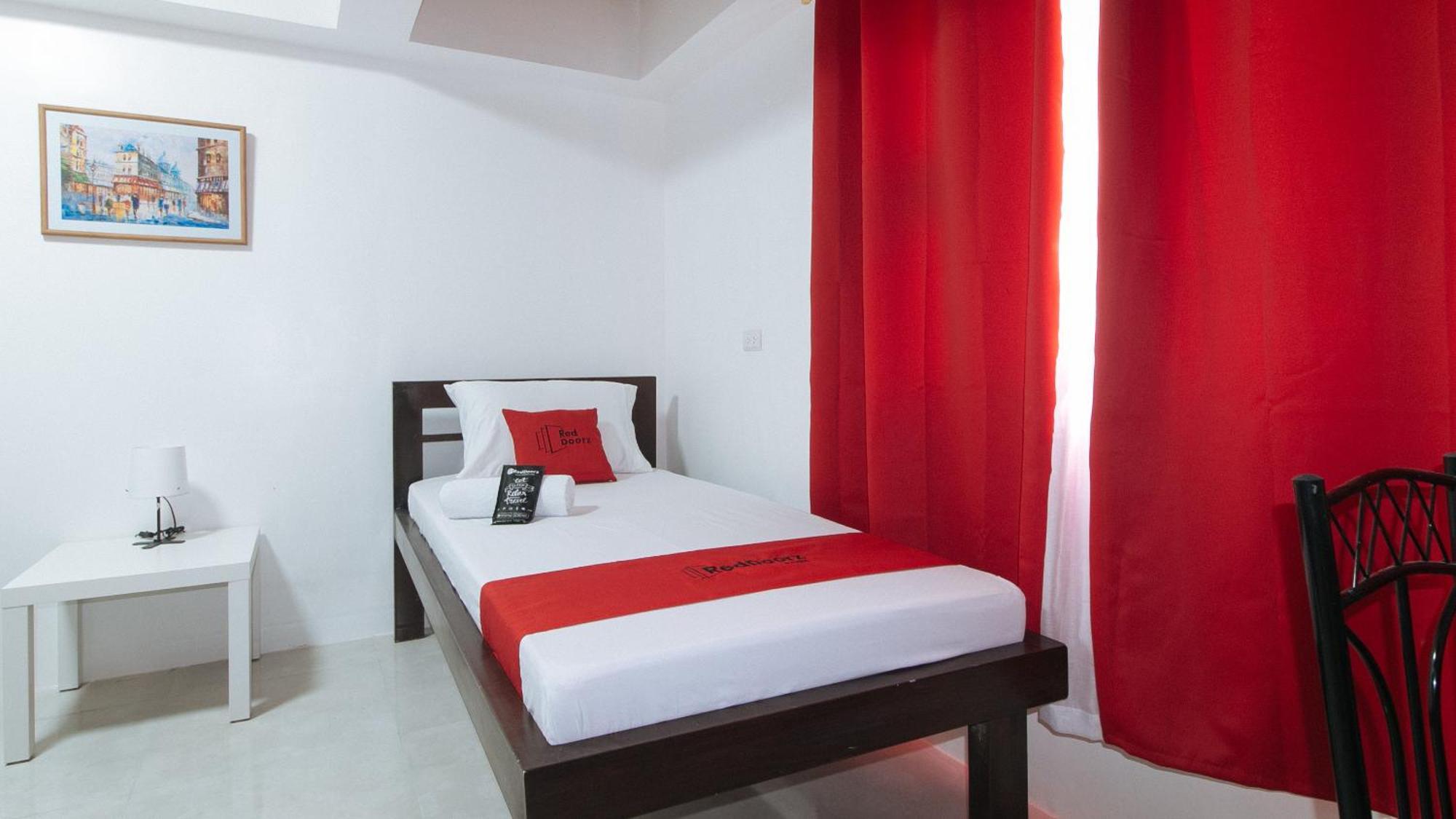 Reddoorz Near Ust Sampaloc Manila Exterior foto