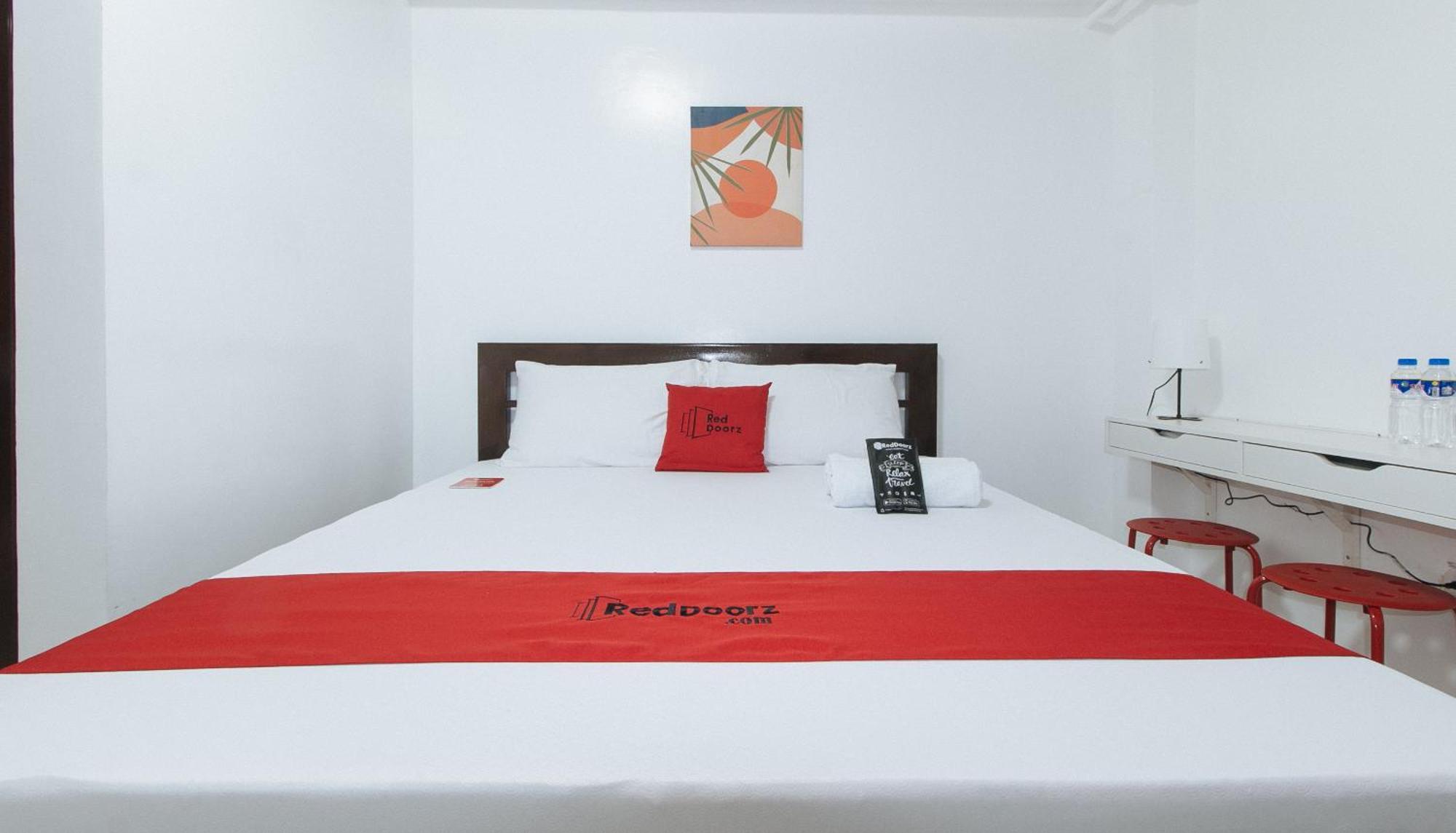 Reddoorz Near Ust Sampaloc Manila Exterior foto